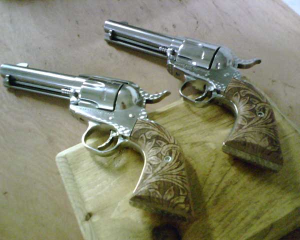 A Pair of Pretty Ladys Owned by Concho Pearl.   Built by Jimmy Spurs !